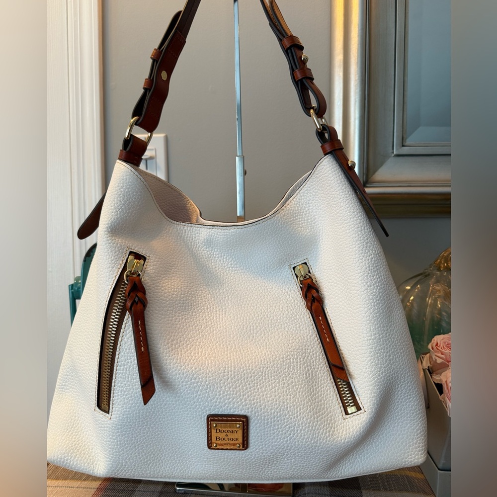 *SOLD* Dooney & Bourke White and Brown Hobo Bag